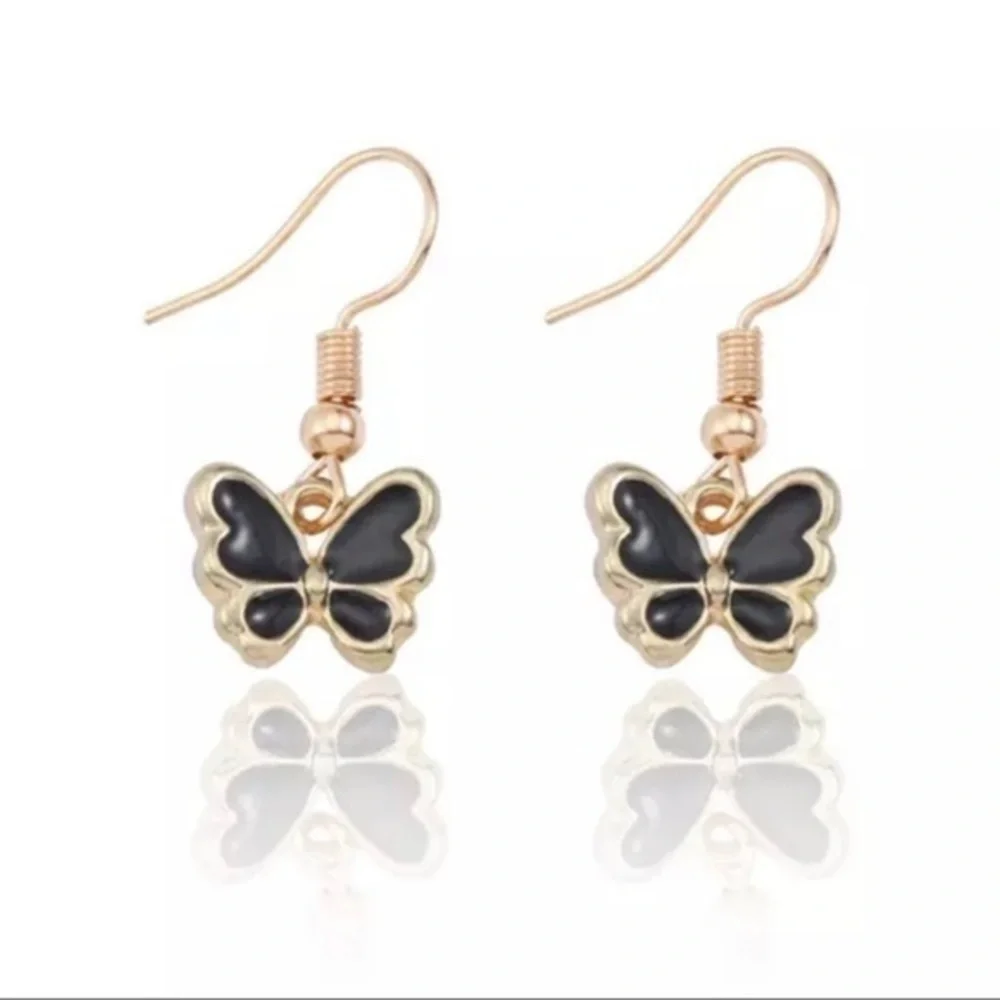 3/$30 💛 Butterfly Earrings